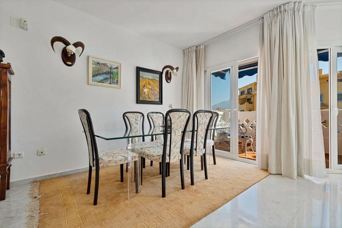 Penthouse sale in  Avenida Juan Vargas, 430, Marbella photo 2
