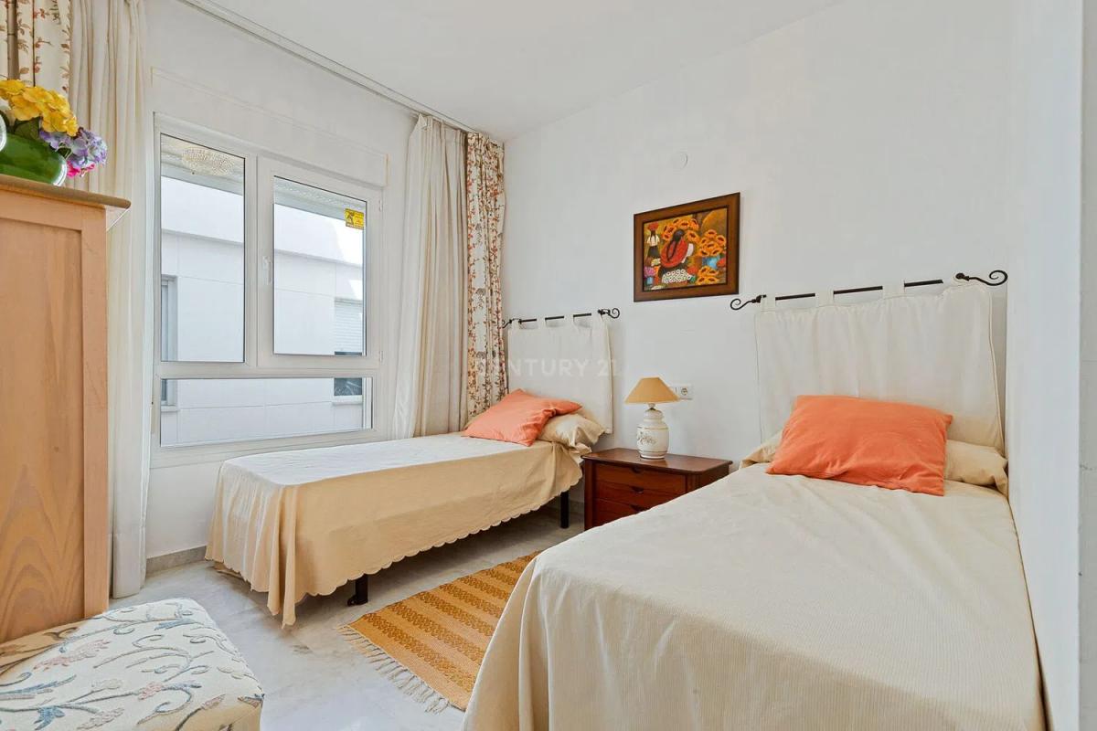 Penthouse sale in  Avenida Juan Vargas, 430, Marbella photo 3