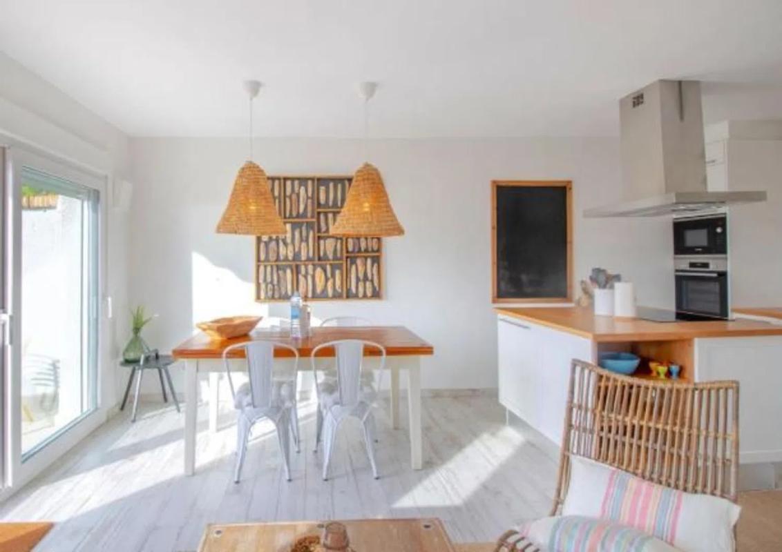 Sale of independent chalet in Calle Pico del Aneto, 48, Estepona
photo 1