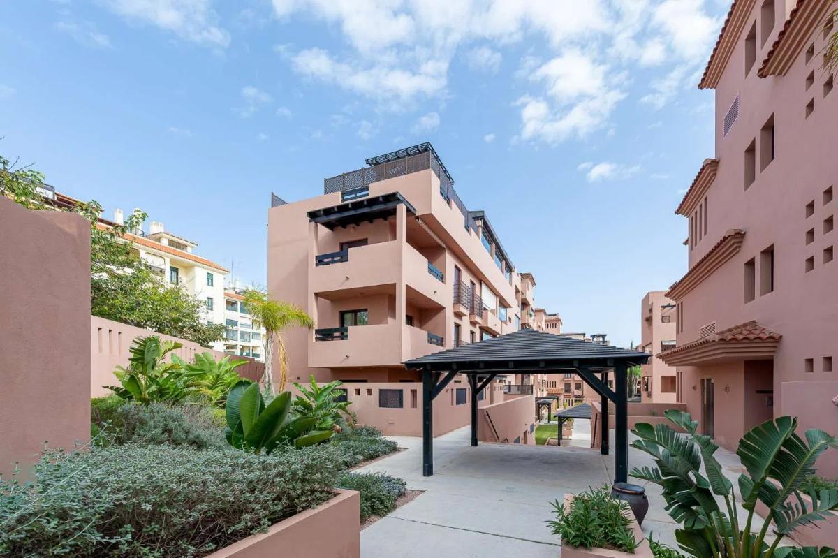 Sprzedaż mieszkania w Calle Lapislázuli, Benalmádena
photo 2