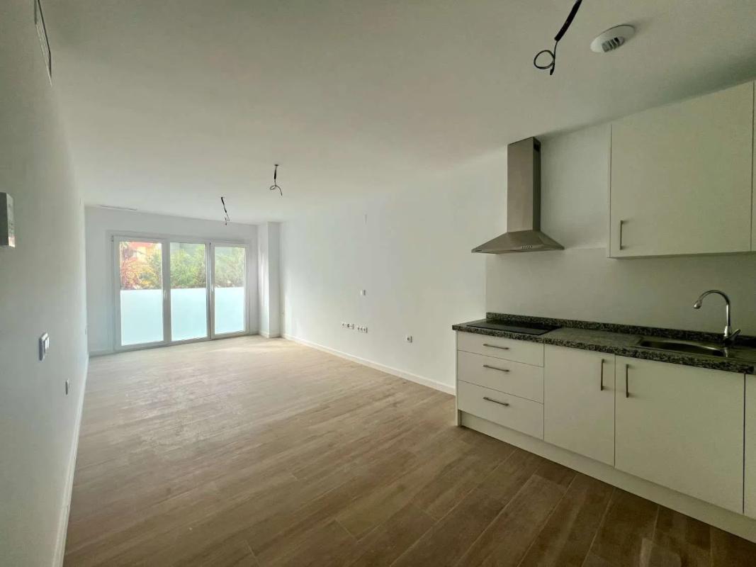 Venta de piso en Calle Miguel de Cervantes, Torre del Mar
photo 1