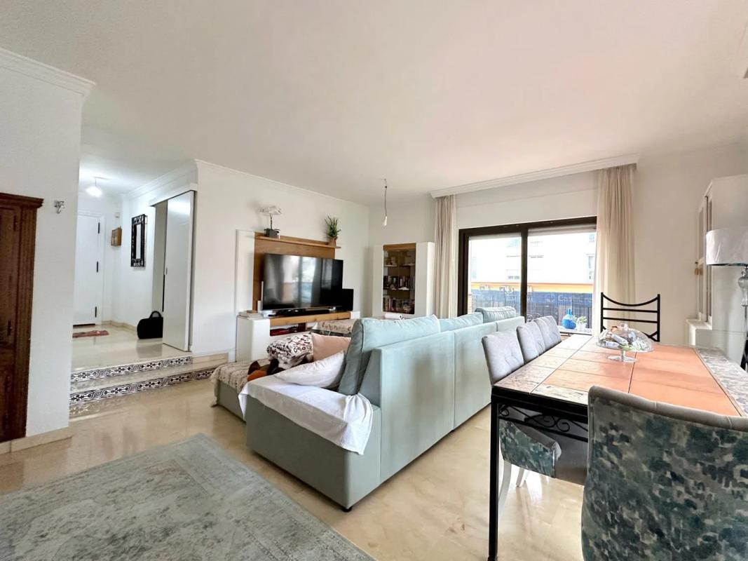 Sale of independent chalet in Avenida Juan Carlos I, Estepona
 photo 5