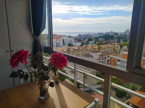 Studio na sprzedaż w Avenida Benalmádena, 40, Torremolinos photo 2