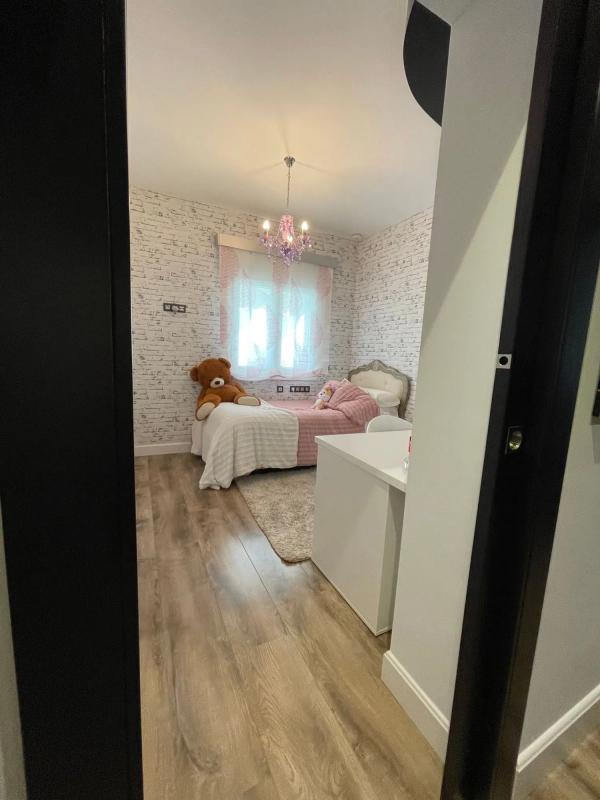 Продажа отдельного шале в , Алмайате Хунто photo 3