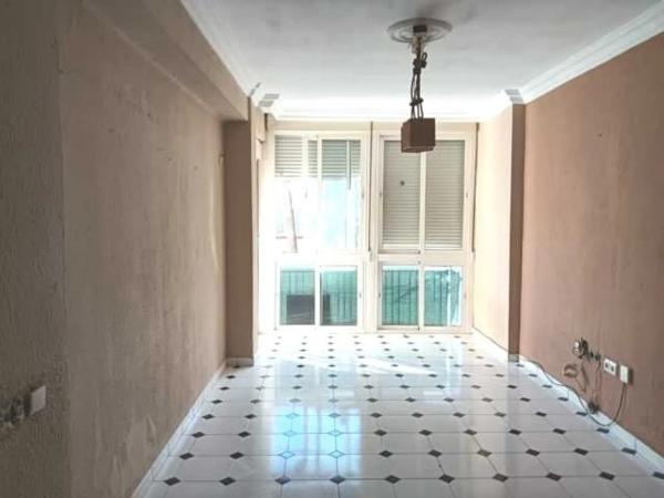 Mieszkanie na sprzedaż w Calle Mariana Pineda, Estepona photo 1
