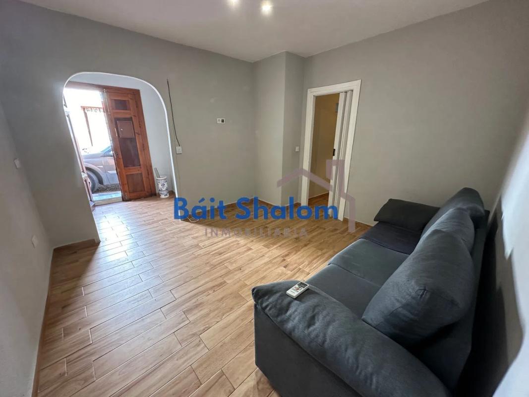 Sale of independent chalet in Calle Fuente, Antequera
photo 3