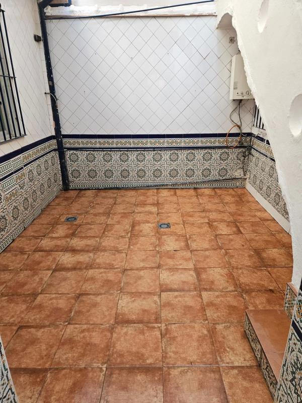 Sprzedaż niezależnego domku jednorodzinnego w Calle Eugenio Gross, 43, Málaga photo 3
