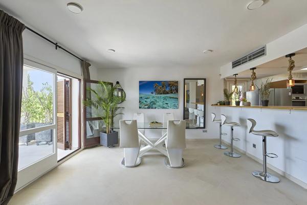 Chalet independiente en venta en  Barrio Puente Romano, Marbella photo 2