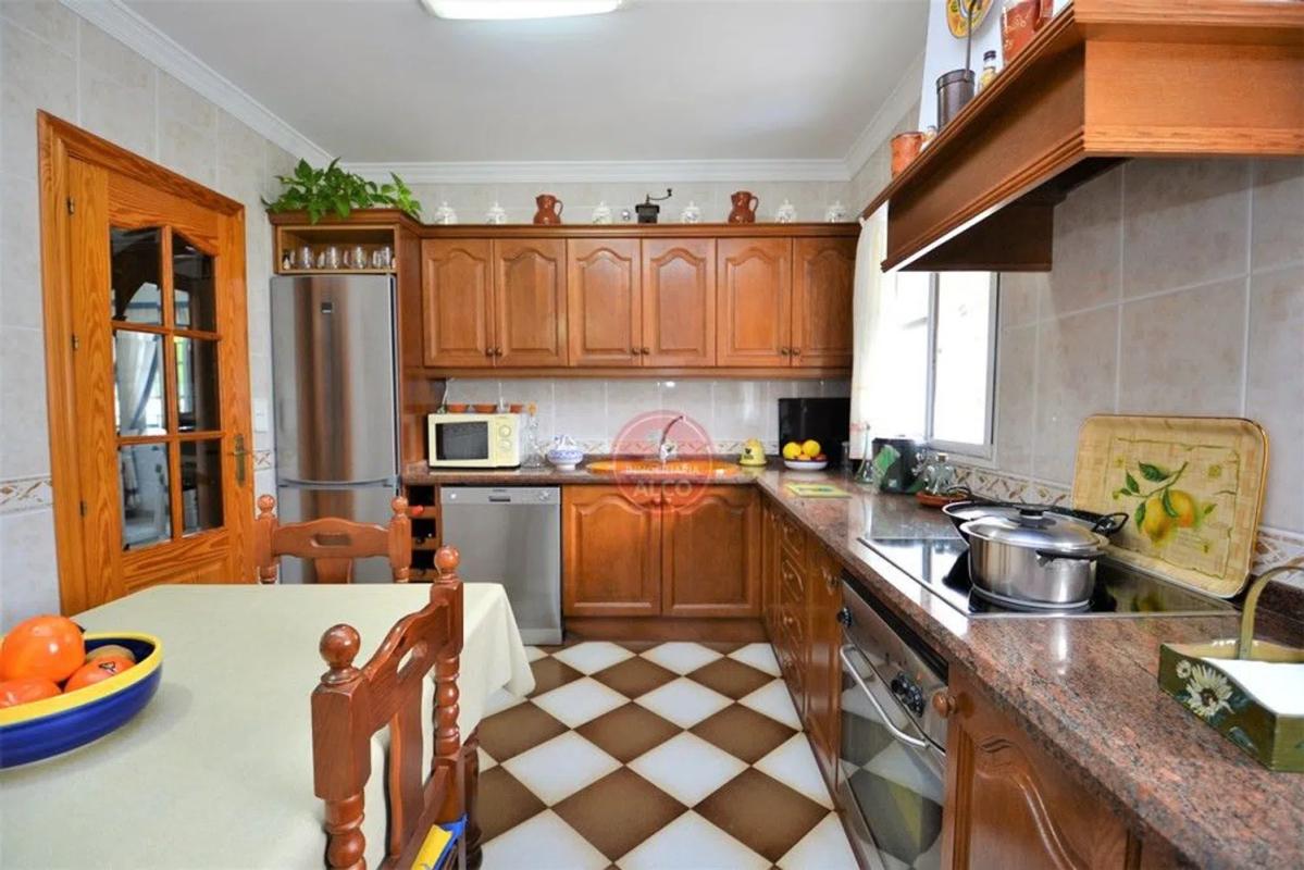 Продажа отдельного шале в Urbanización Santa Rosa, Торрокс photo 3