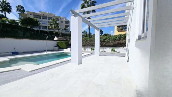 Detached villa for sale in  Calle Altabaca De La Torre 7 Villa 5 s/n, Mijas photo 4