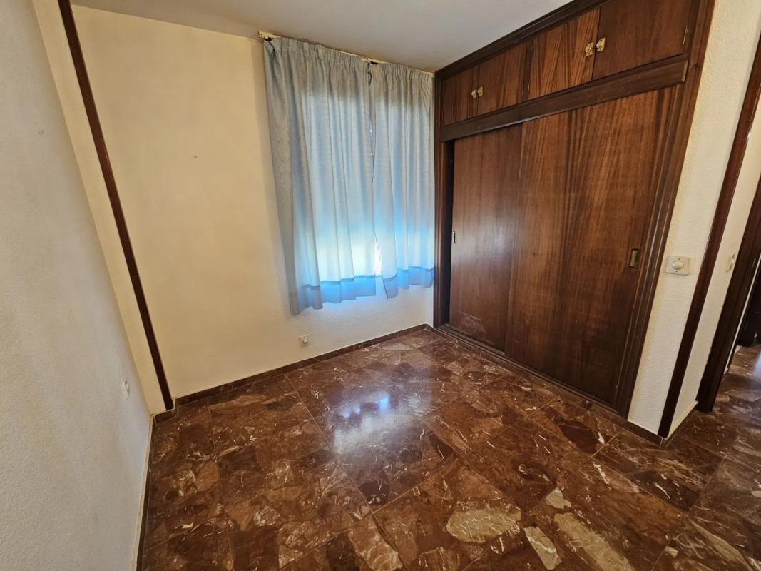Sale of apartment in La Carihuela - Los Nidos, Torremolinos
photo 4