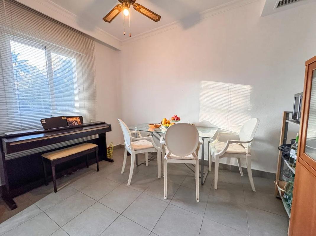 Penthouse sale in Bulevar Ashmawi, Marbella photo 3