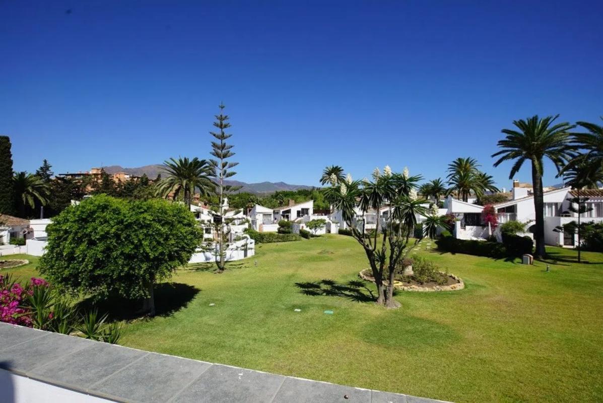 Venta de chalet independiente en Barrio Centro, Estepona
photo 3