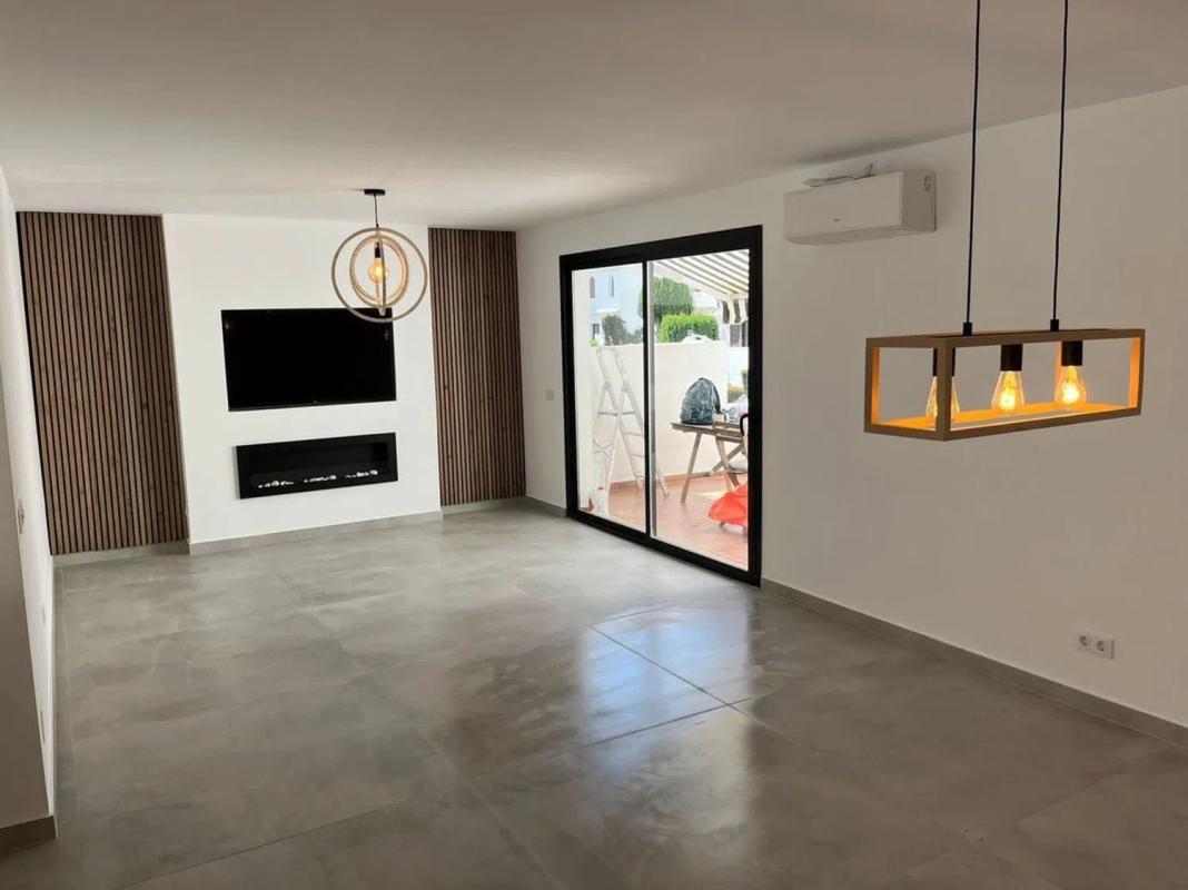 Sale of independent chalet in Barrio Centro, Estepona
 photo 3