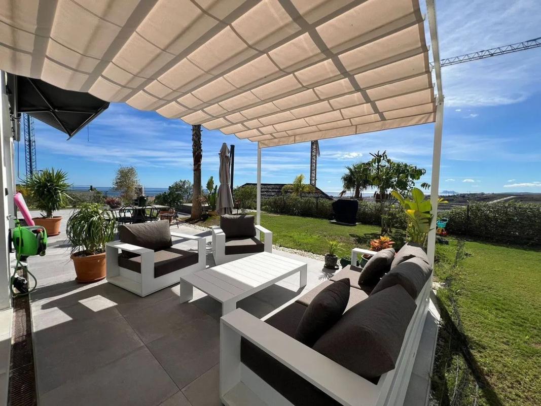 Sale of apartment in Barrio Centro, Estepona
photo 1