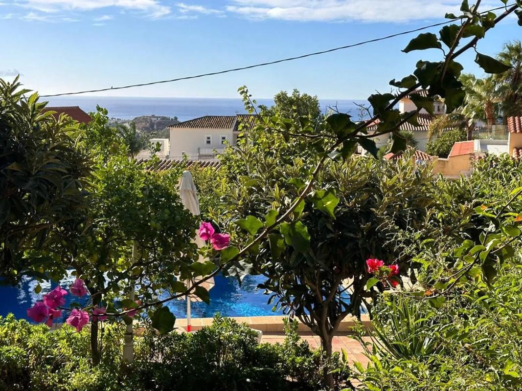 Sale of independent chalet in Calle Valparaíso, Benalmádena
photo 1