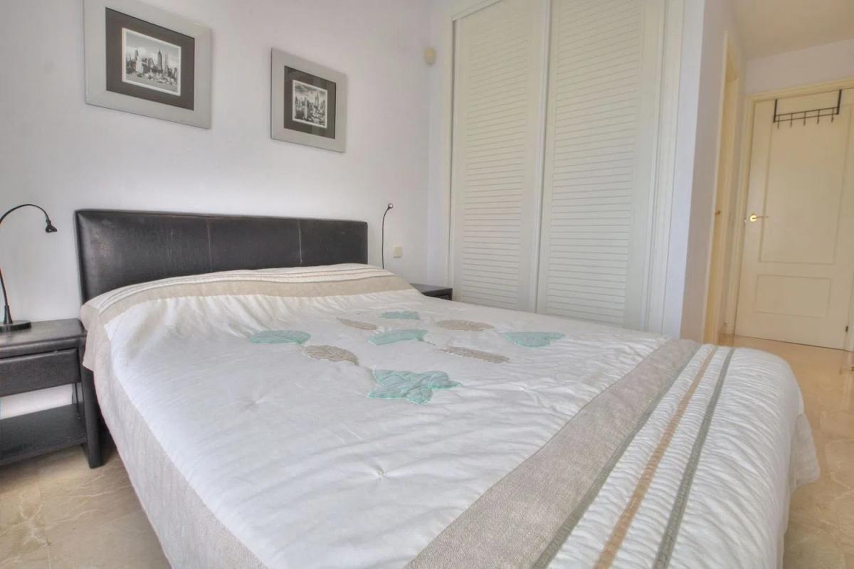 Sale of apartment in Calanova Golf, 75, Mijas
photo 3