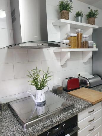 Piso en venta en Sierra Morena, 41, Manilva thumbnail 1