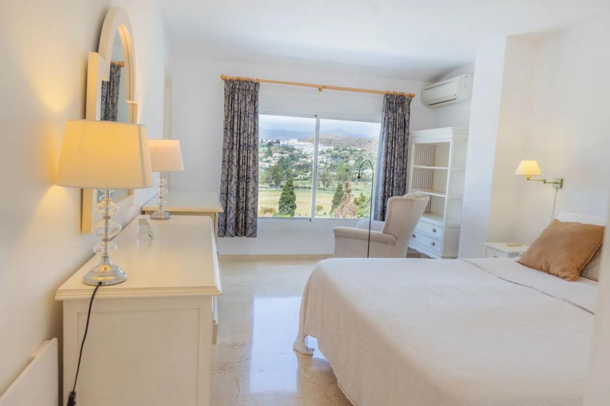 Venta de chalet independiente en Calle Jazmin, Estepona
photo 5