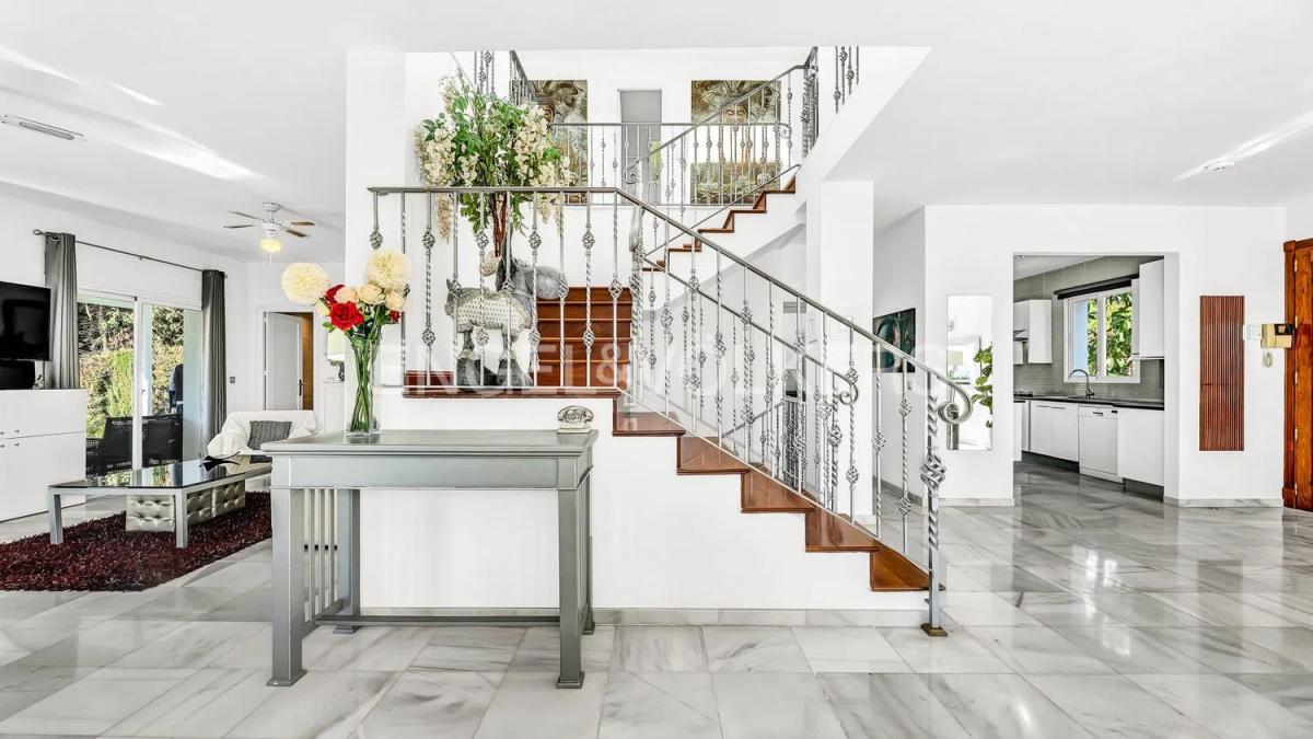 Venta de chalet independiente en Calle Lisboa 23-D, Marbella
 photo 4