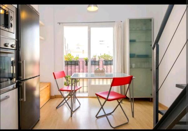 Duplex en venta en Calle Molinillo del Aceite, Málaga photo 1