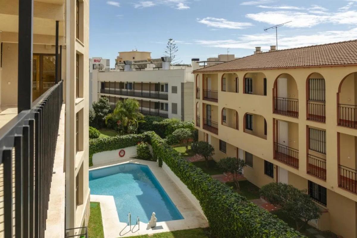 Sale of apartment in La Carihuela - Los Nidos, Torremolinos
photo 5