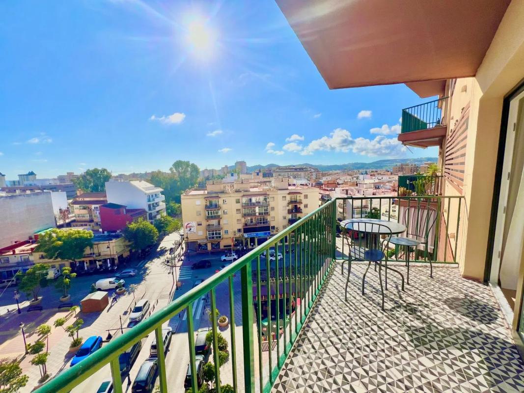 Venta de piso en Calle Huelva, Fuengirola
photo 1