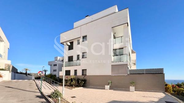 Penthouse for sale in Calle Málaga Virgen, Rincón de la Victoria thumbnail 1