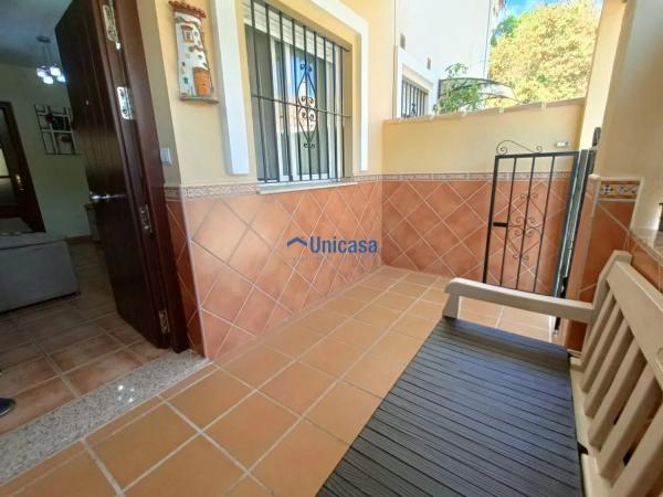 Коттедж на продажу в Calle Cristo de los Milagros, Малага photo 1