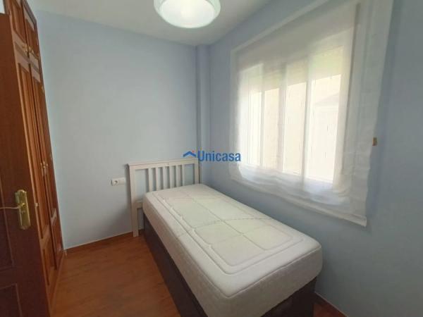 Коттедж на продажу в  Calle Cristo de los Milagros, Малага photo 4