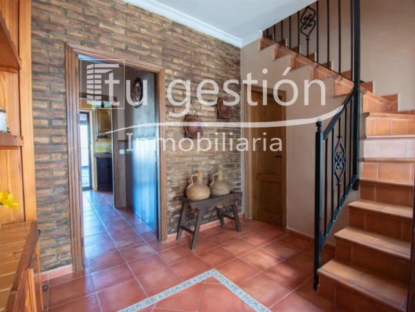 Wolnostojąca willa na sprzedaż w , Arriate photo 4