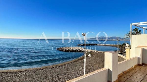 Detached villa for sale in Paseo Marítimo el Pedregal, Málaga photo 1