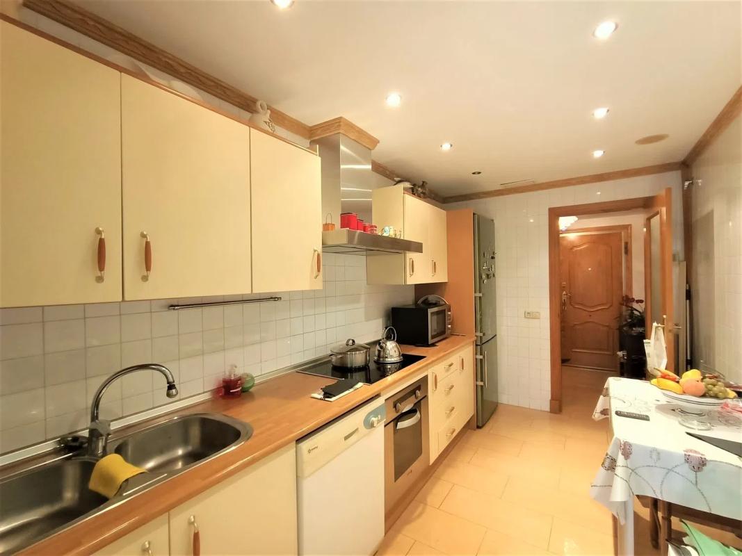 Продажа квартиры на Calle Mainake, Марбелла
 photo 4