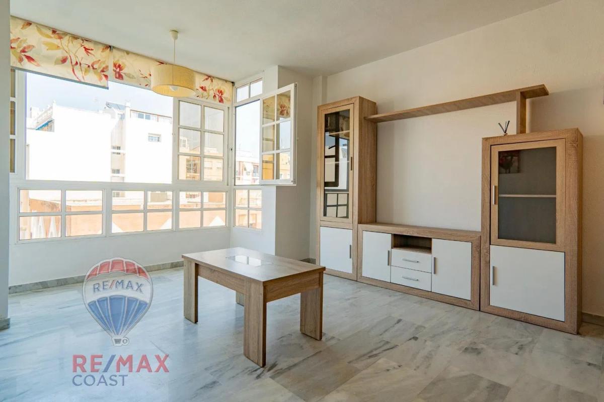 Sale of apartment in Avenida del Mediterráneo, Rincón de la Victoria
photo 2