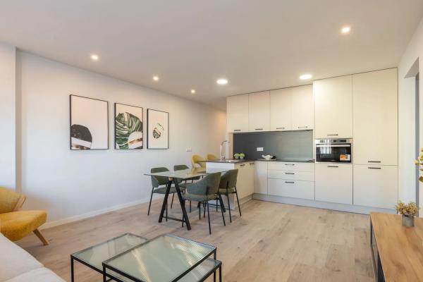 Продажа квартиры в  Alameda de Capuchinos, 33, Малага photo 2