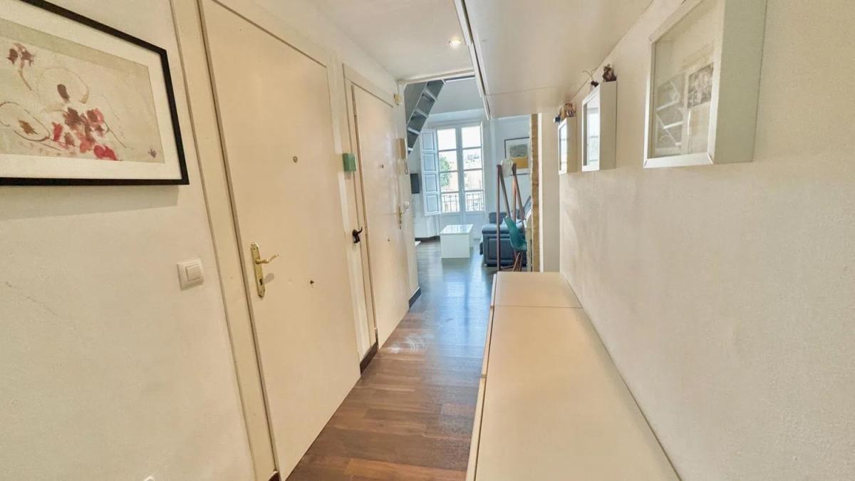Sale of apartment in Calle Cabello, Málaga
photo 4