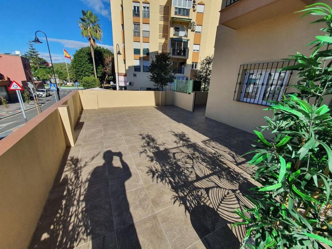 Venta de piso en Barrio Las Flores, Mijas
photo 1