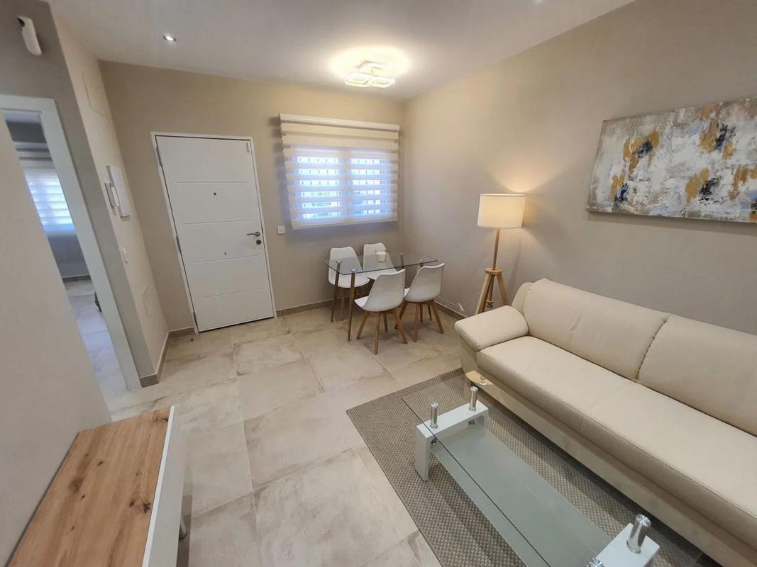 Venta de piso en Barrio Las Flores, Mijas
photo 2