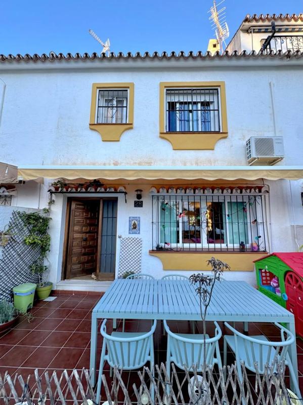 Venta de chalet independiente en Calle Francisco de Quevedo, Torremolinos
photo 1