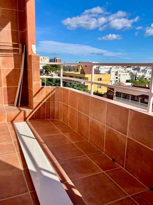 Sale of apartment in Barrio Loma de los Riscos, Torremolinos
photo 2