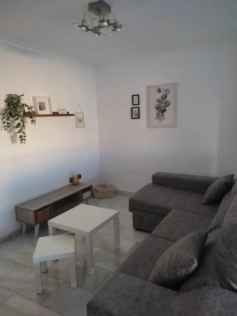 Piso en venta en  Calle Mauricio Moro Pareto, Málaga photo 2
