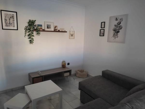 Продажа квартиры в  Calle Mauricio Moro Pareto, Малага photo 2