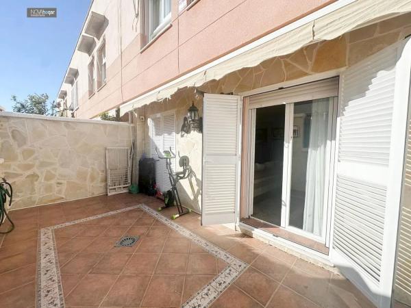 Wolnostojąca willa na sprzedaż w Barrio Campanillas, Málaga thumbnail 1