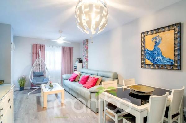Apartment for sale in Calle Alfredo Krauss, Vélez-Malaga thumbnail 1
