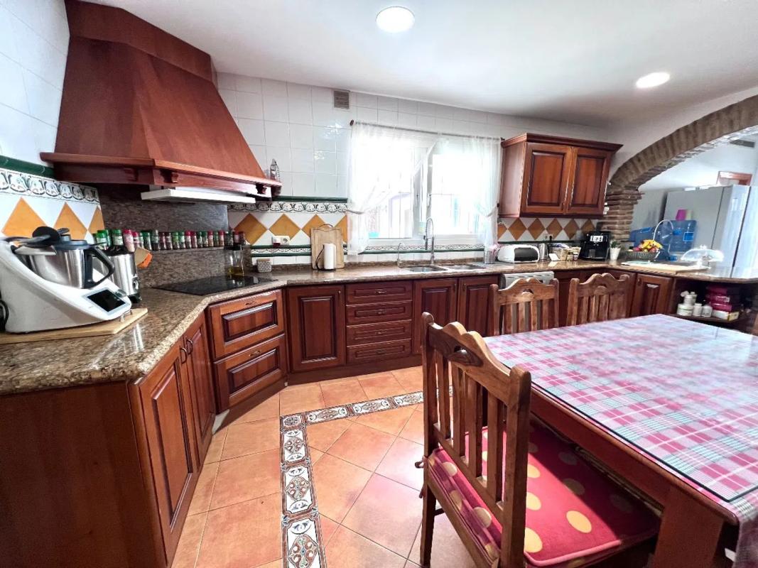 Venta de chalet independiente en Calle hungria s/n, Marbella
 photo 5
