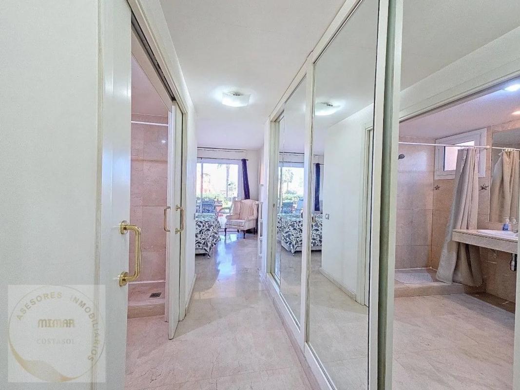 Venta de piso en El Castillo, Manilva
photo 5