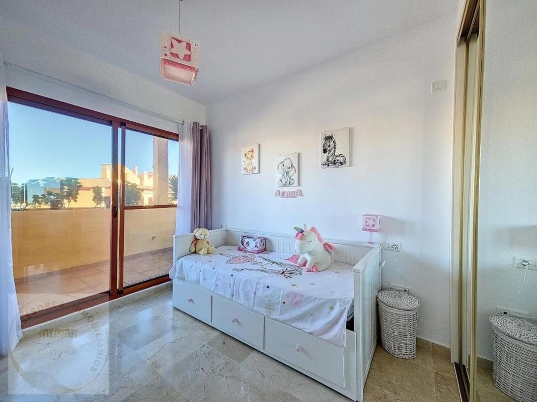 Venta de piso en Avenida Suecia, Manilva
photo 5