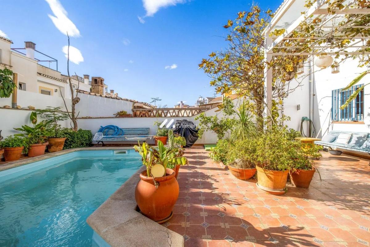 Sprzedaż niezależnego domku jednorodzinnego w  Calle Mirto, Nerja photo 2