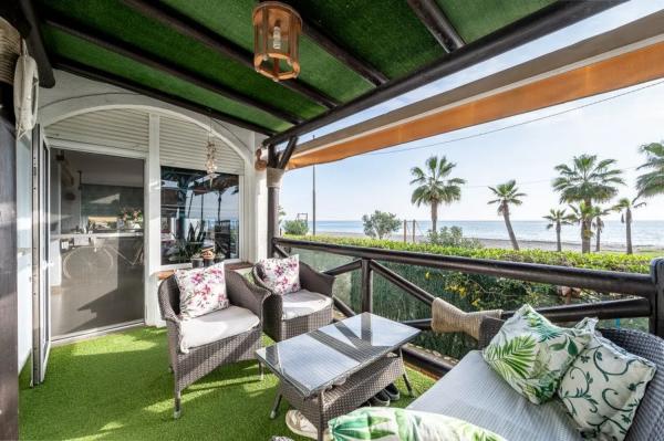 Piso en venta en  Laguna Beach, Torrox photo 1