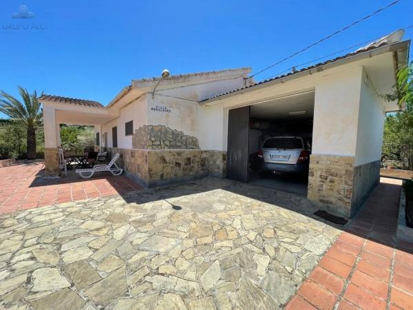 Chalet independiente en venta en , Viñuela photo 1